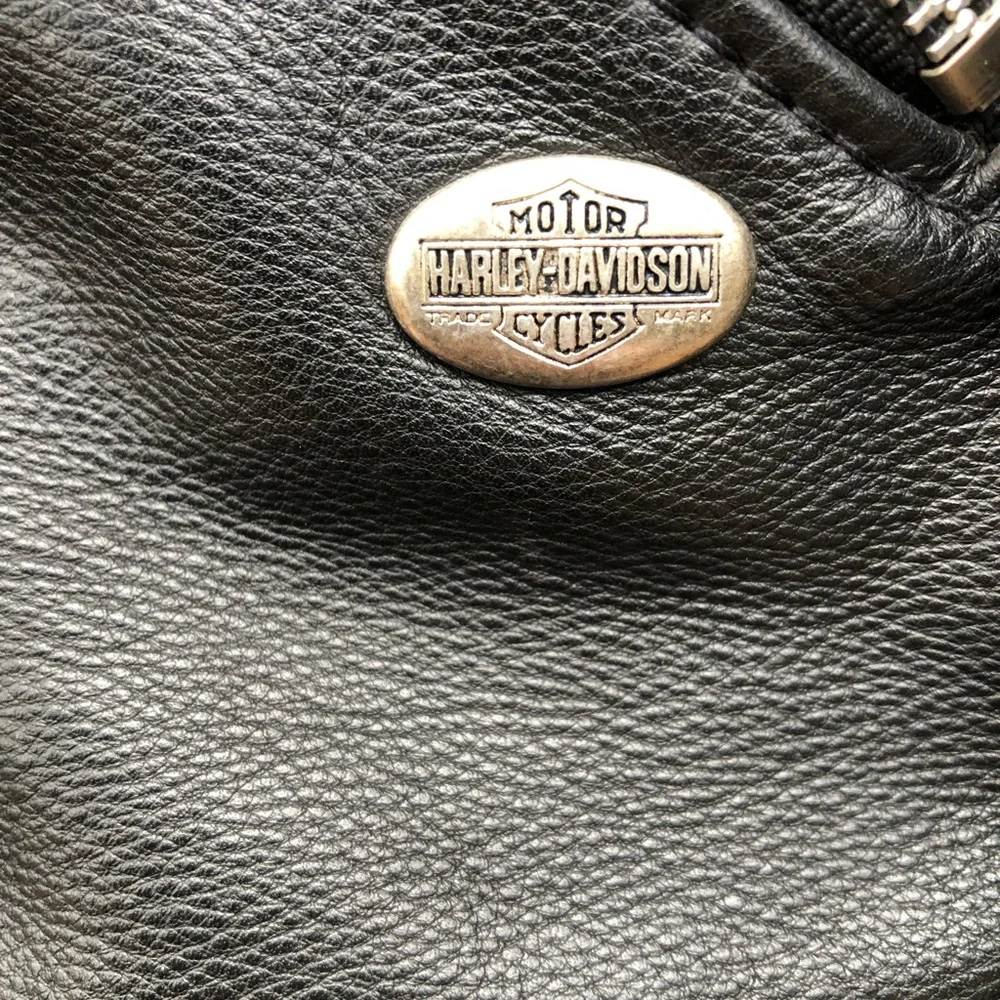 Harley Davidson Leather Jacket - Picture 4 of 6